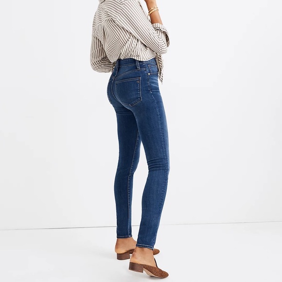 Madewell Curvy High Rise Skinny Jeans in Hayes Wash - Picture 3 of 10